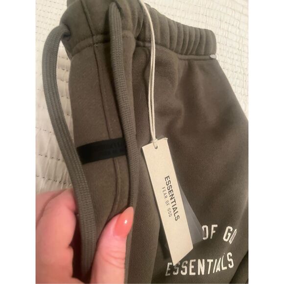 FEAR OF GOD ESSENTIALS drawstring sweatpants  NEW NWT - Picture 5 of 7